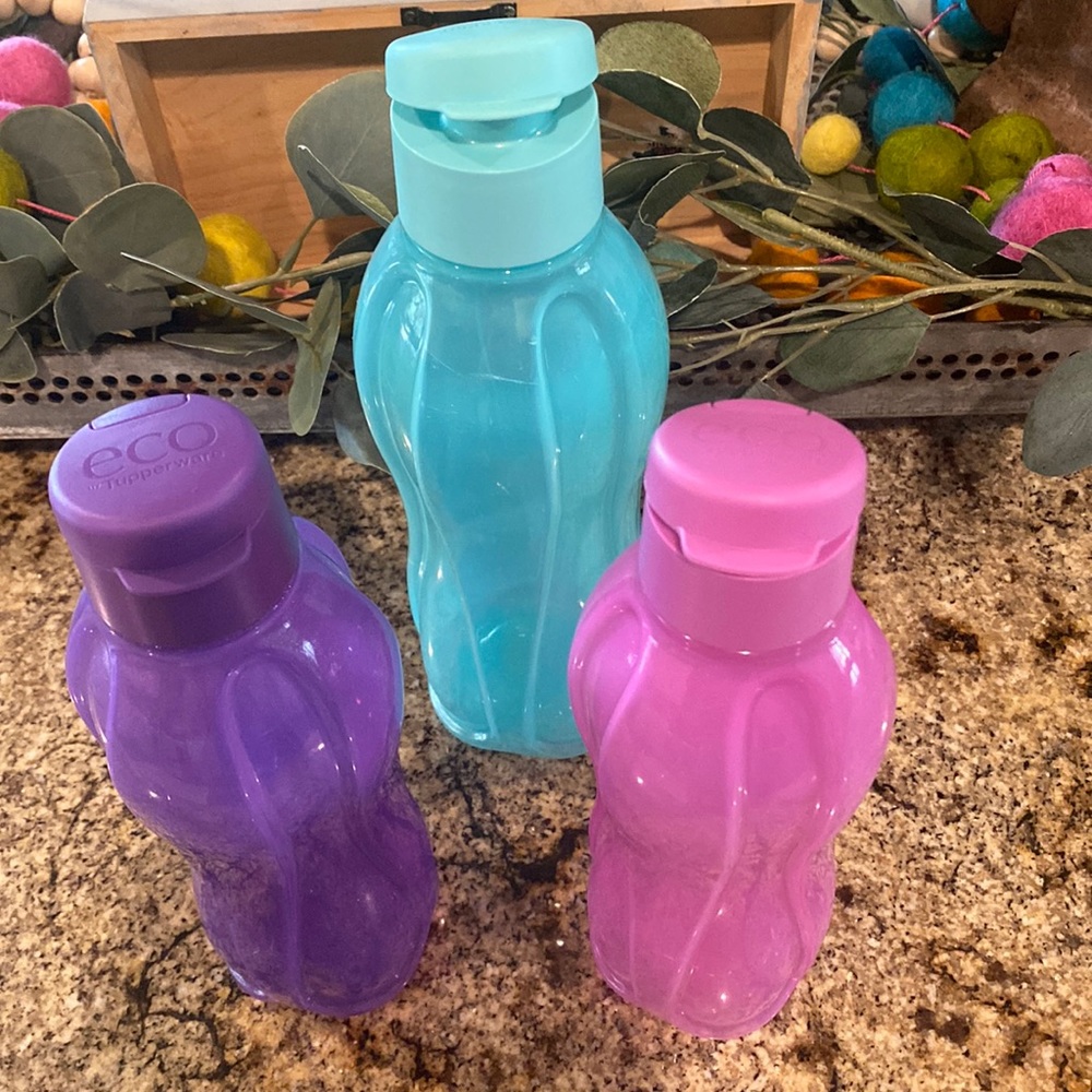 Set of 3 Tupperware Bottles